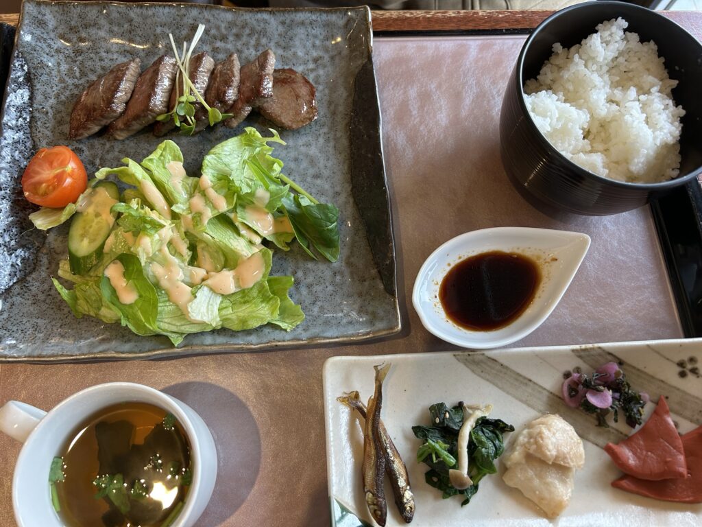 久ぼ多屋あみ焼き御膳