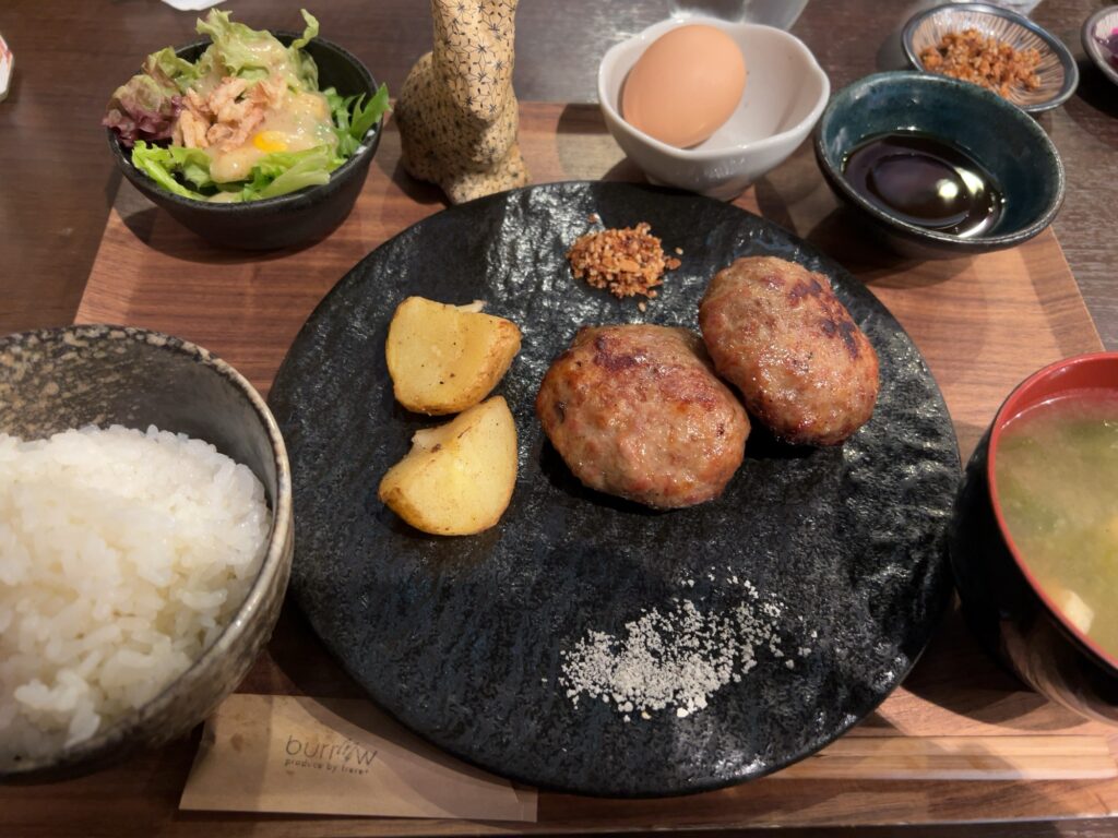 burrowハンバーグ