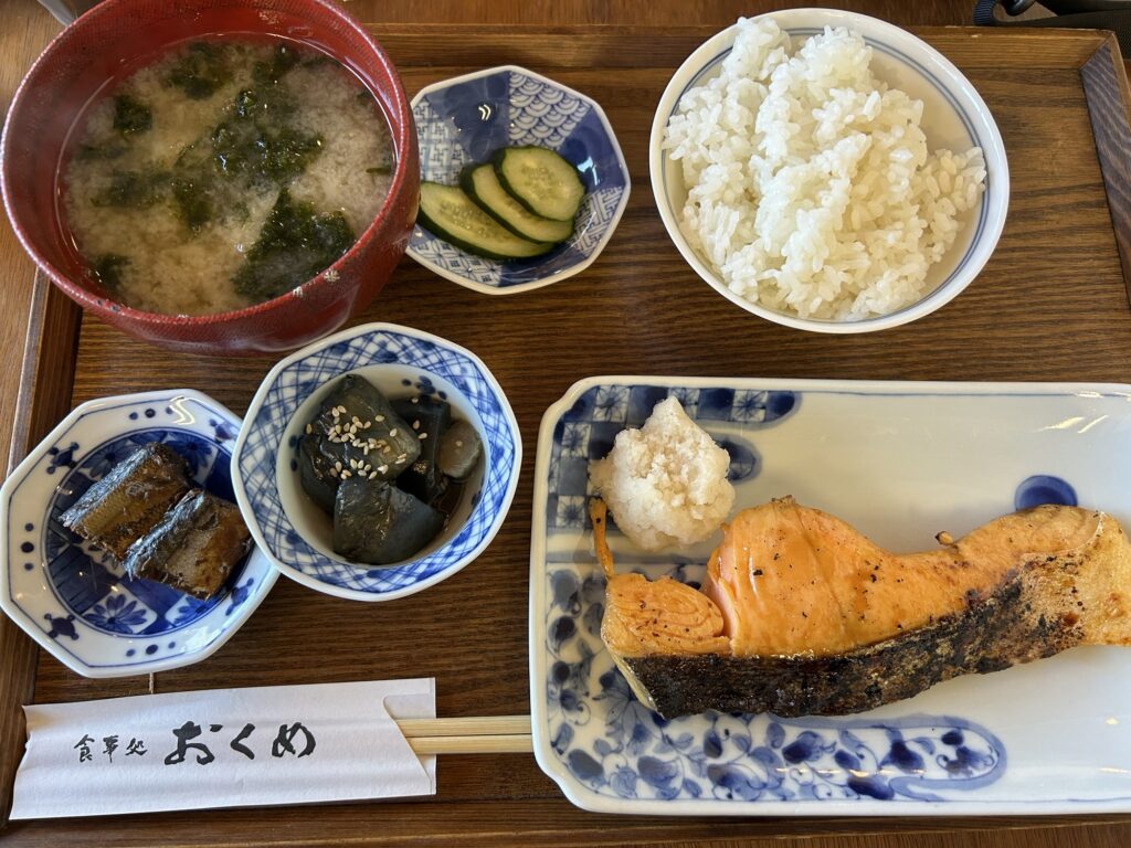 おくめ銀しゃけ定食