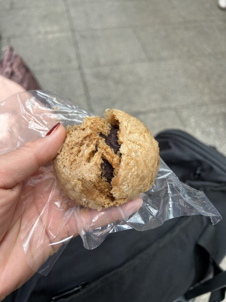 泉屋黒糖まんじゅう