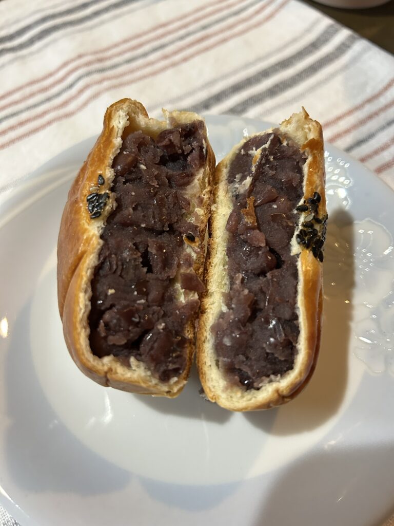 Bakery&Tableラスカ熱海店のあんぱん